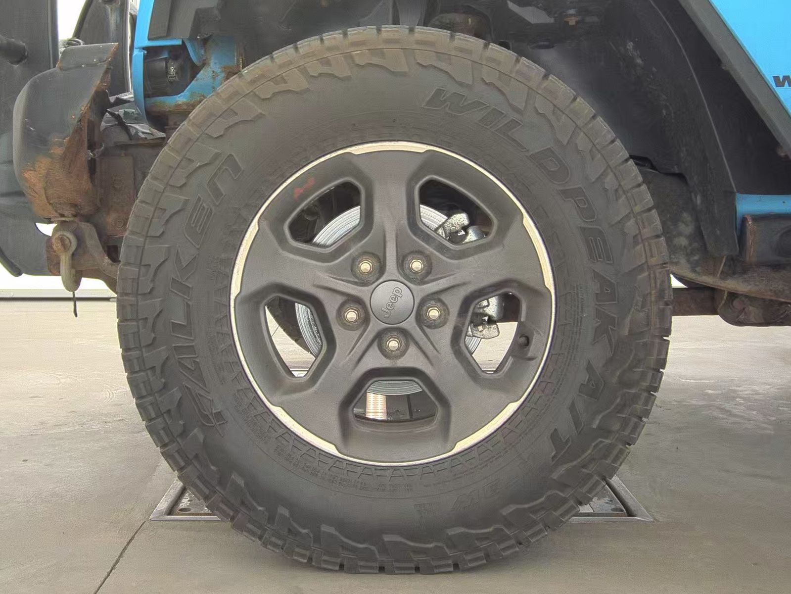 2017 Jeep Wrangler Unlimited Sahara Winter Edition AWD