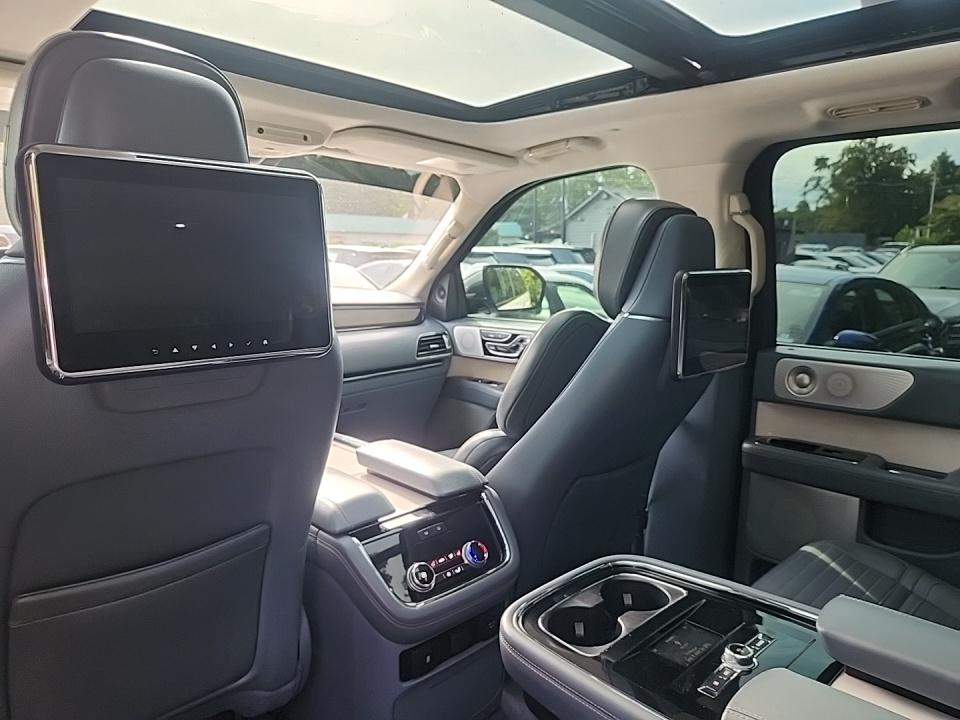 2018 Lincoln Navigator L Black Label AWD
