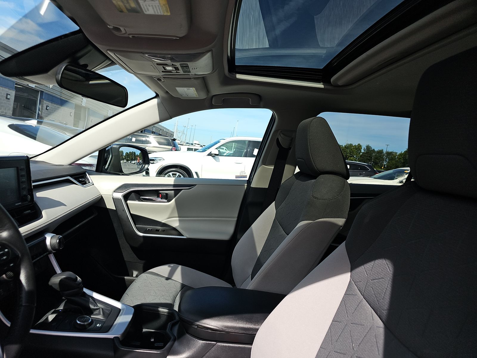 2022 Toyota RAV4 Hybrid XLE AWD