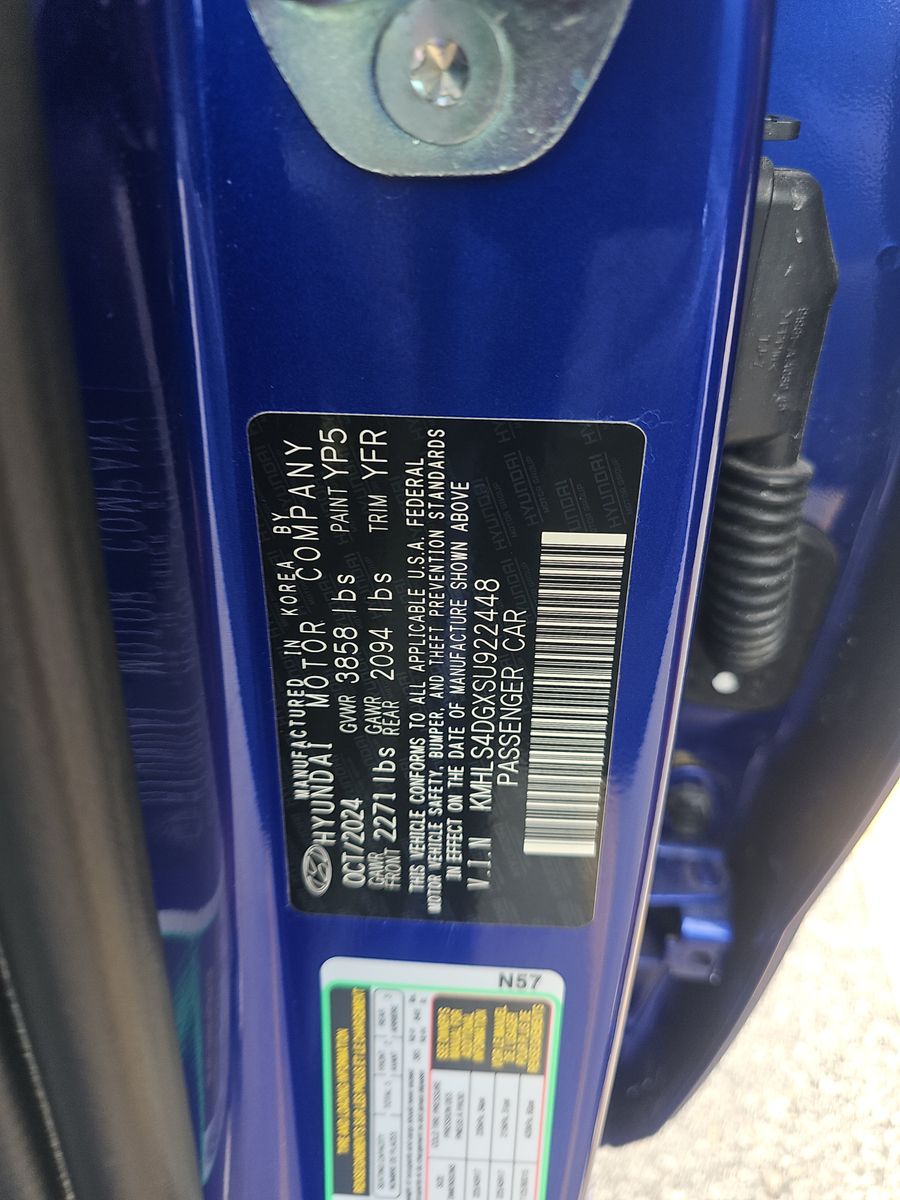 2025 Hyundai Elantra SEL Convenience FWD