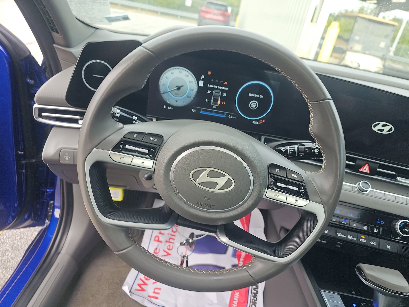 2025 Hyundai Elantra SEL Convenience FWD