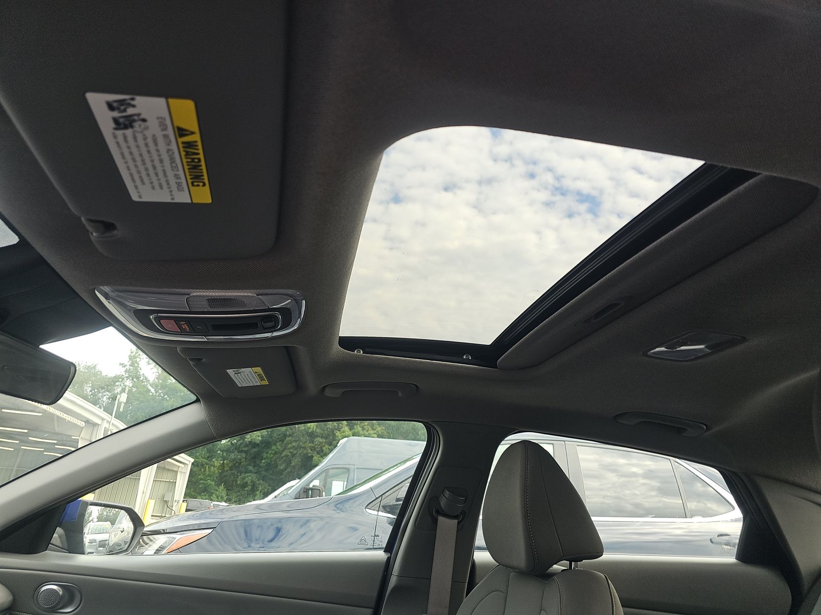 2025 Hyundai Elantra SEL Convenience FWD