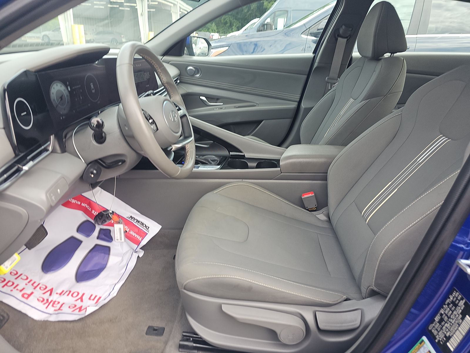 2025 Hyundai Elantra SEL Convenience FWD