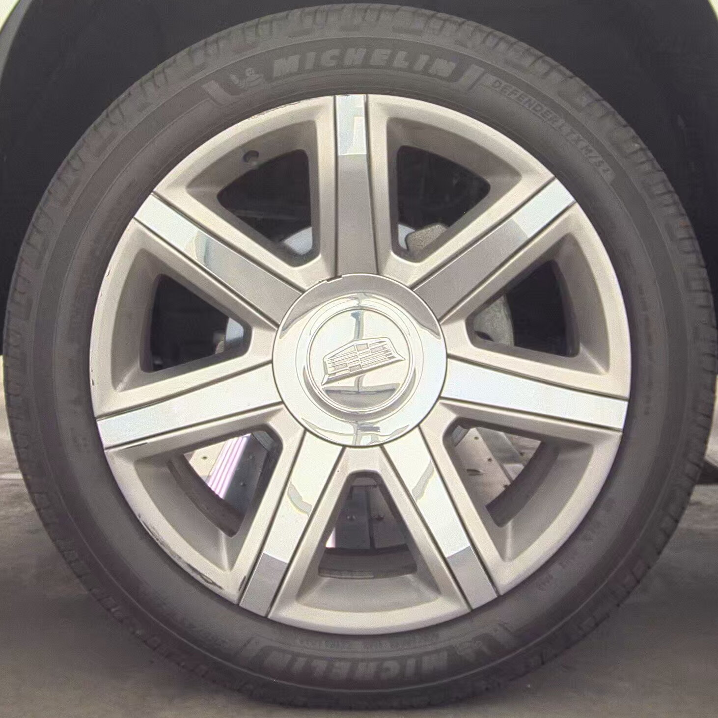 2019 Cadillac Escalade Luxury AWD