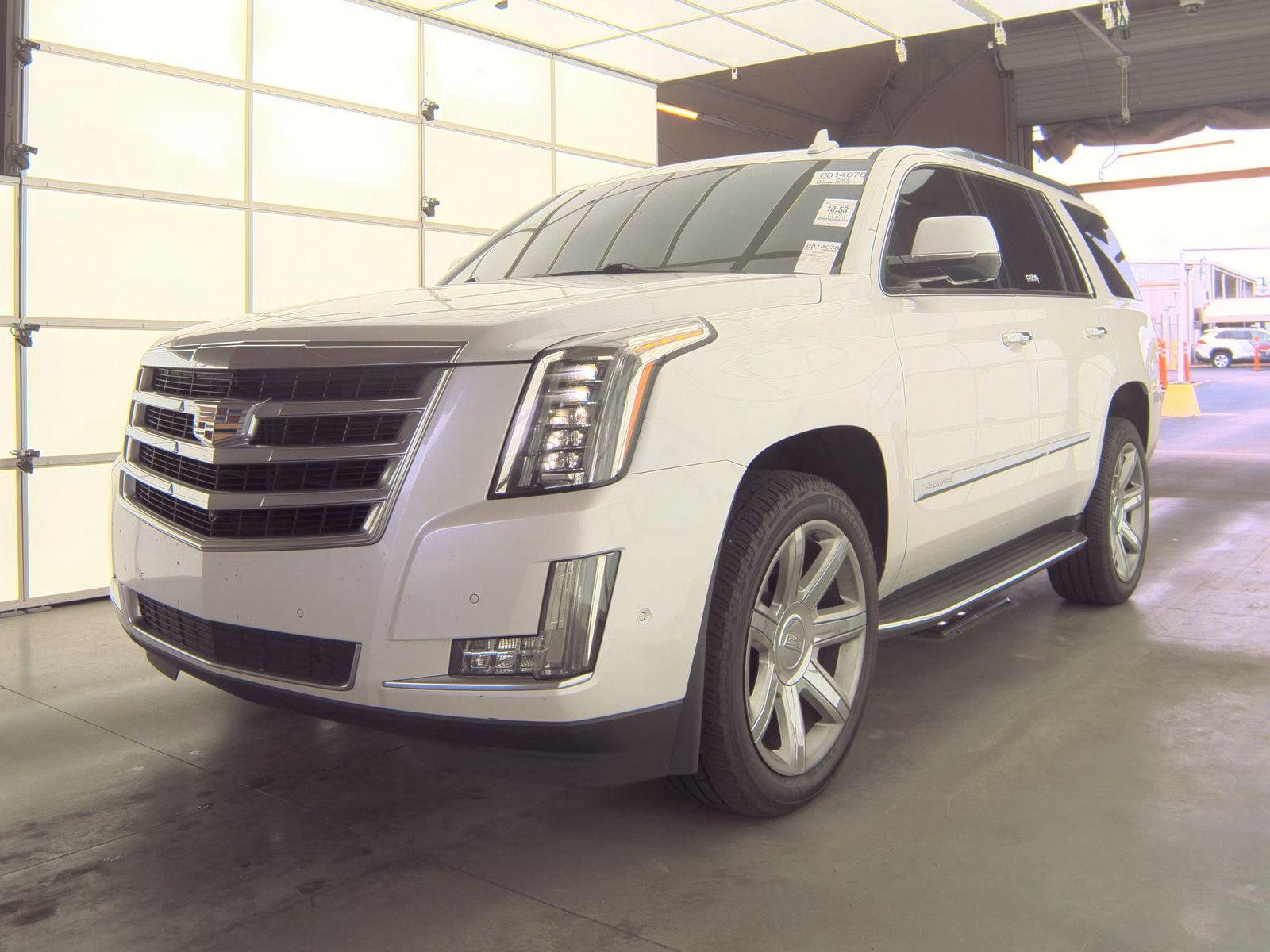 2019 Cadillac Escalade Luxury AWD