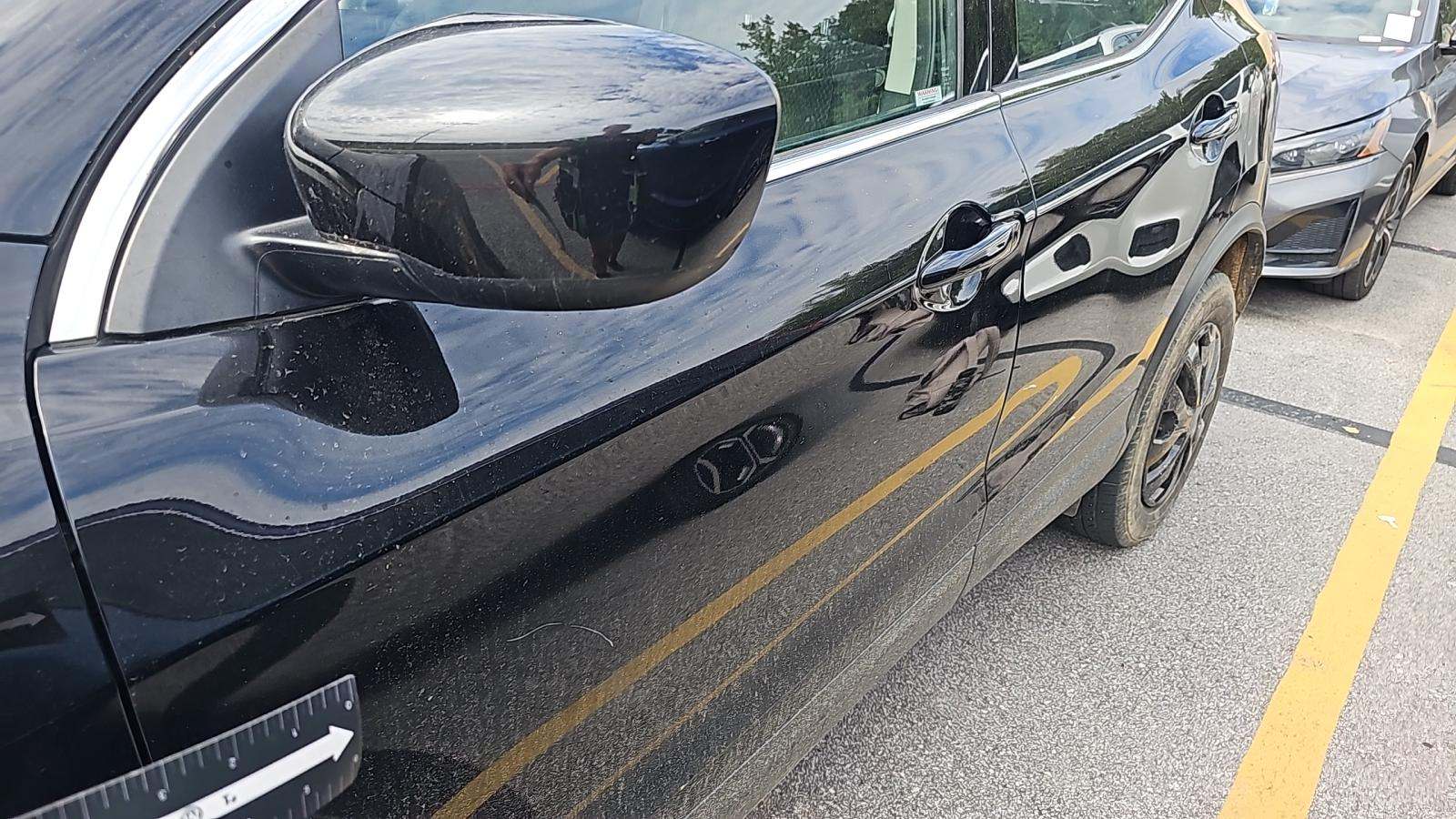 2019 Nissan Rogue Sport S FWD