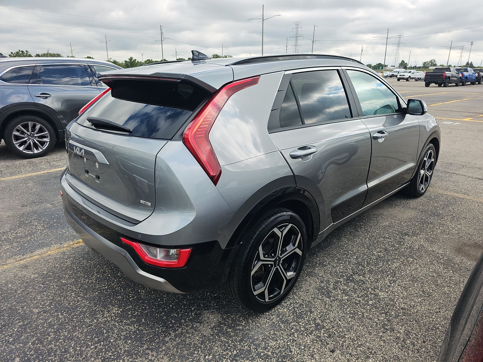 2024 Kia Niro EX Touring FWD