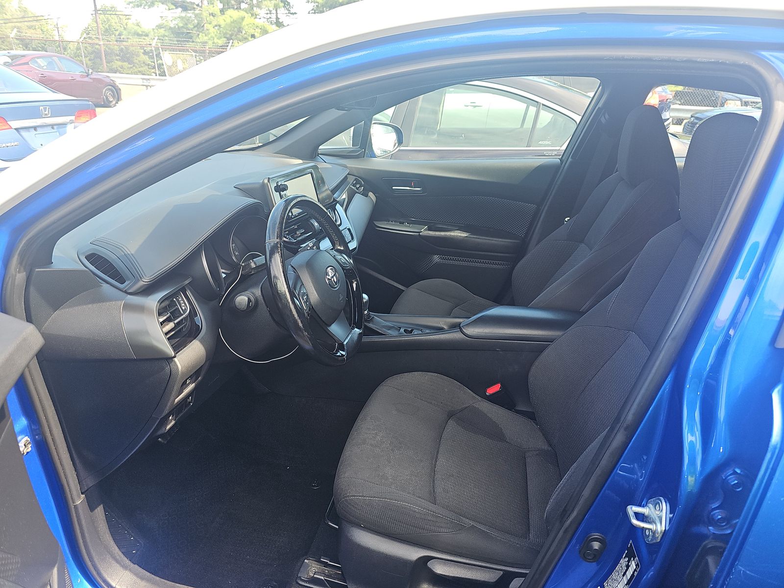 2018 Toyota C-HR XLE FWD