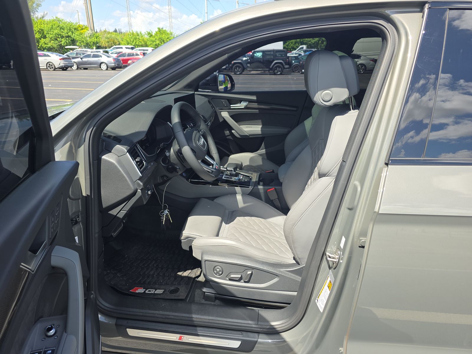 2025 Audi SQ5 Premium Plus AWD