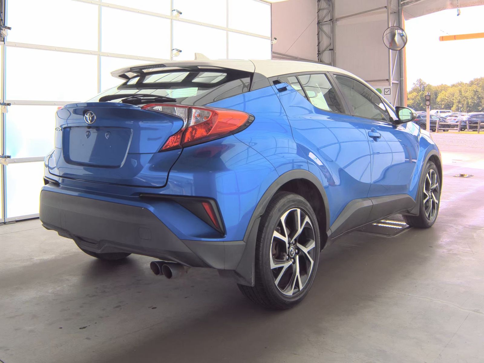 2018 Toyota C-HR XLE FWD