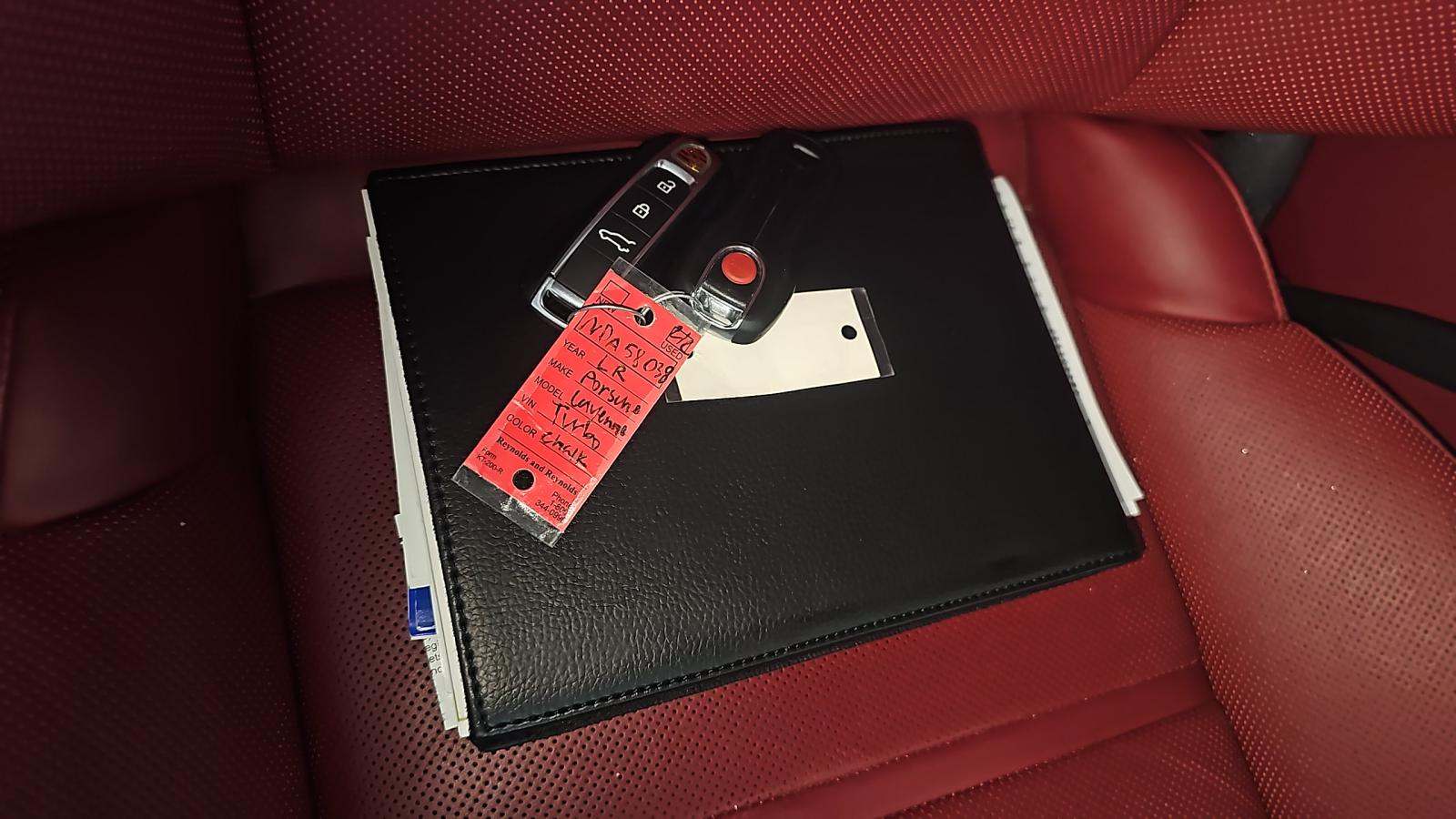 2022 Porsche Cayenne Turbo AWD