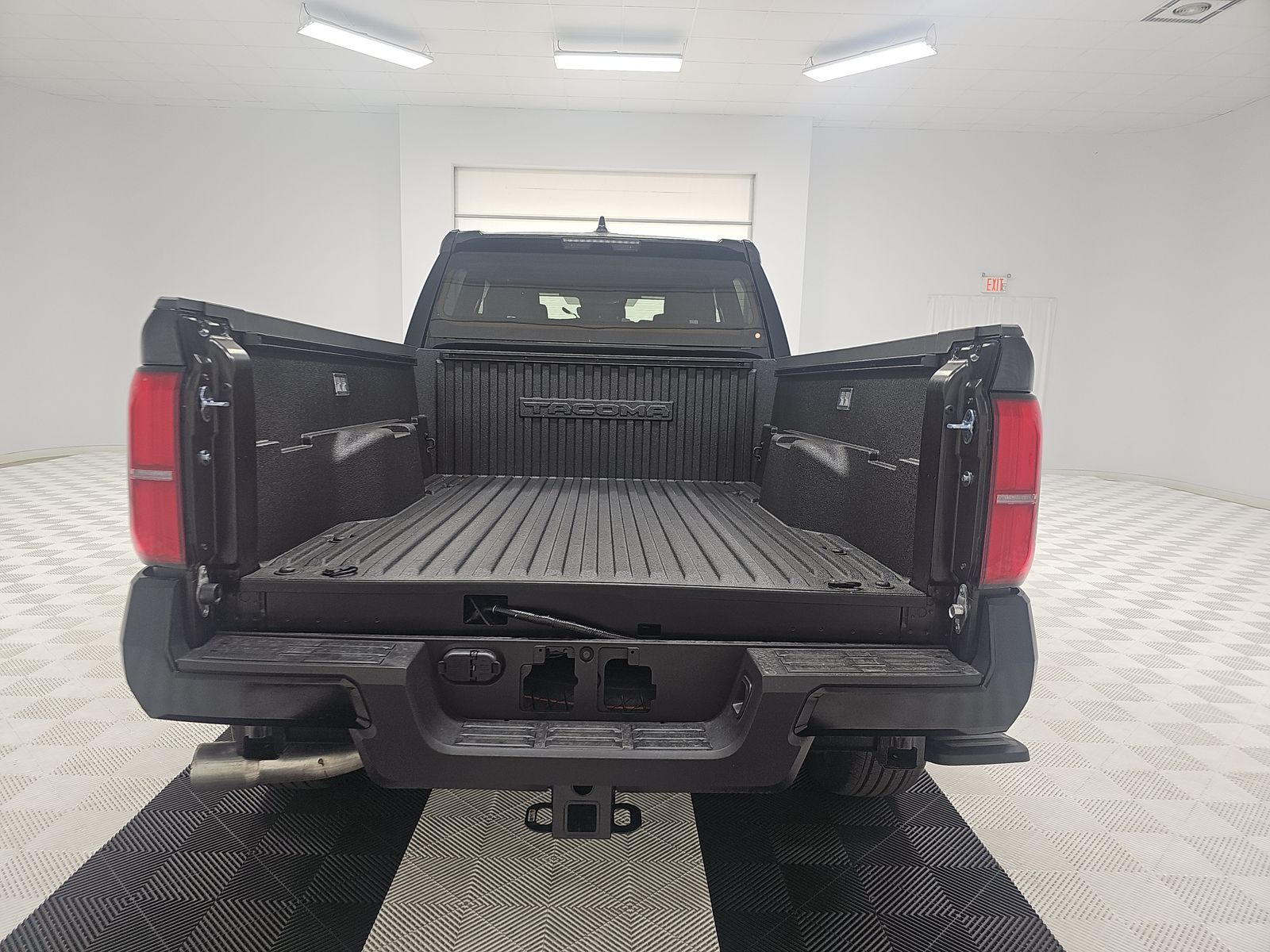 2025 Toyota Tacoma TRD Sport AWD