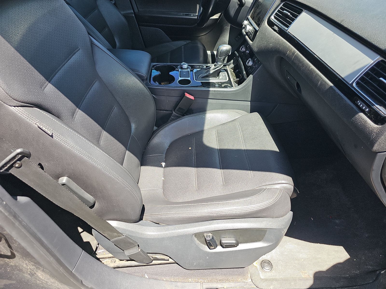 2016 Volkswagen Touareg 3.6L Sport AWD