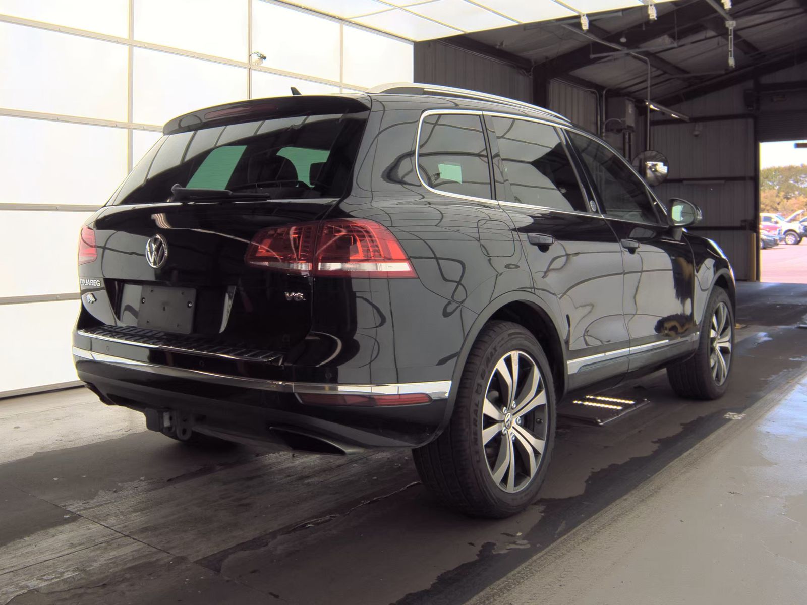 2017 Volkswagen Touareg 3.6L Wolfsburg Edition AWD