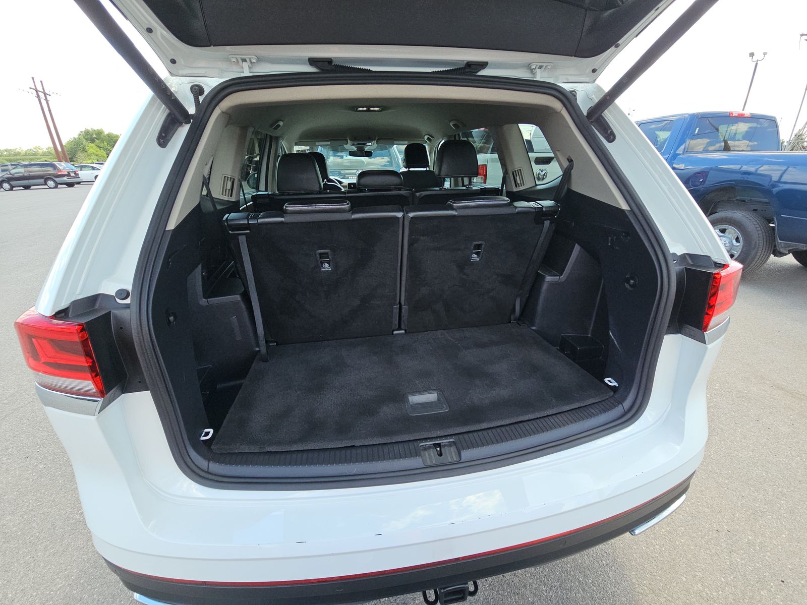 2024 Volkswagen Atlas 2.0T SE AWD