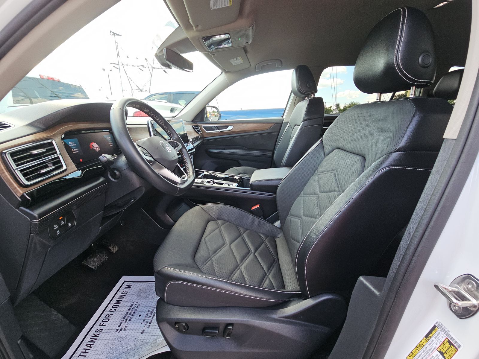 2024 Volkswagen Atlas 2.0T SE AWD