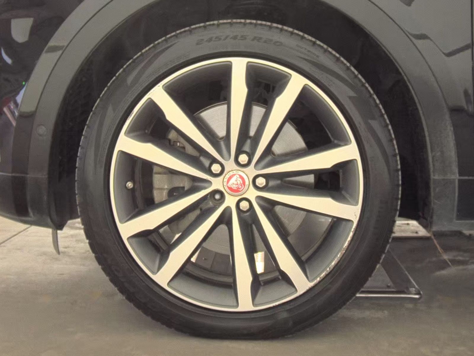 2019 Jaguar E-PACE R-Dynamic HSE AWD