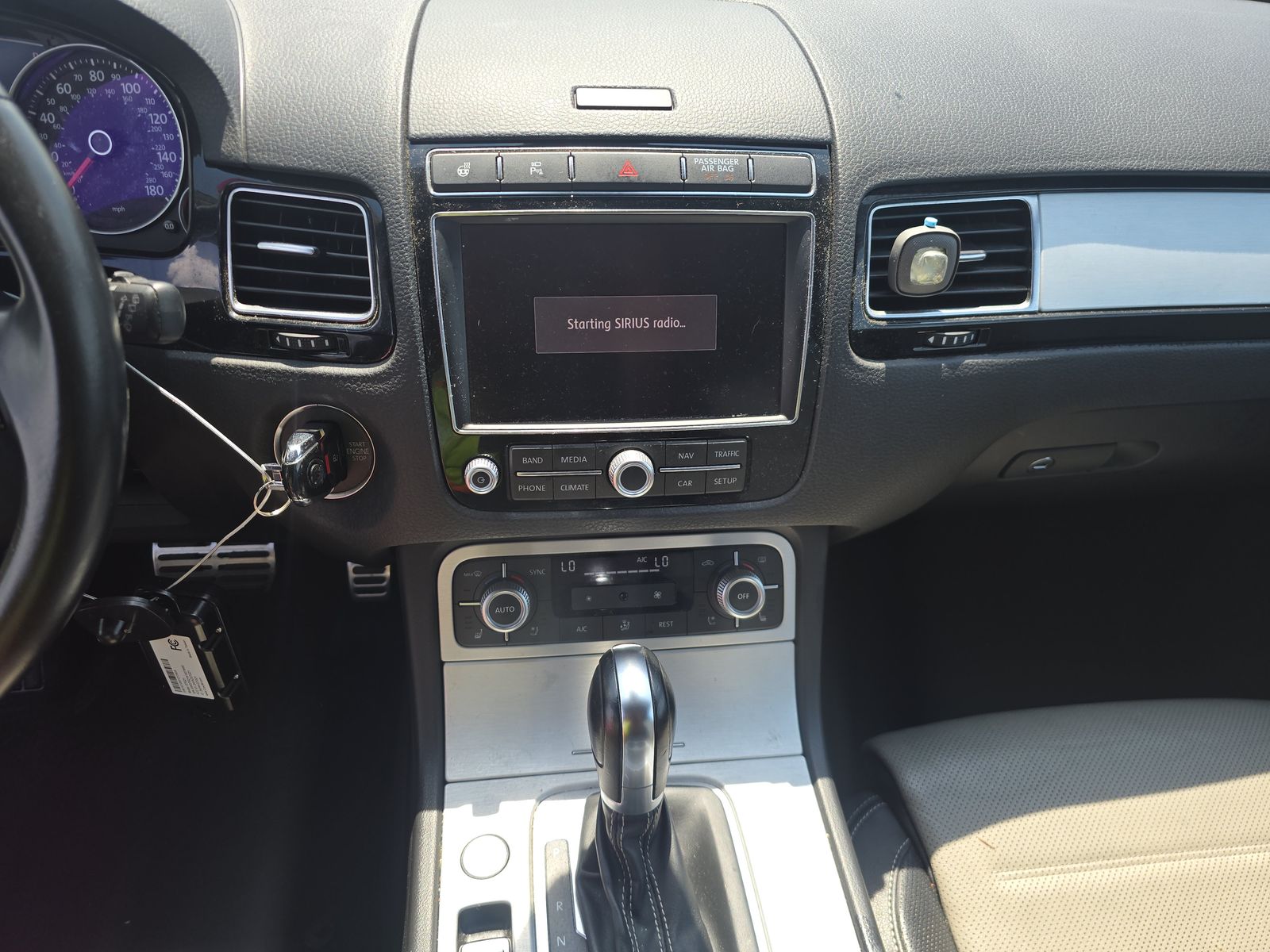 2017 Volkswagen Touareg 3.6L Wolfsburg Edition AWD