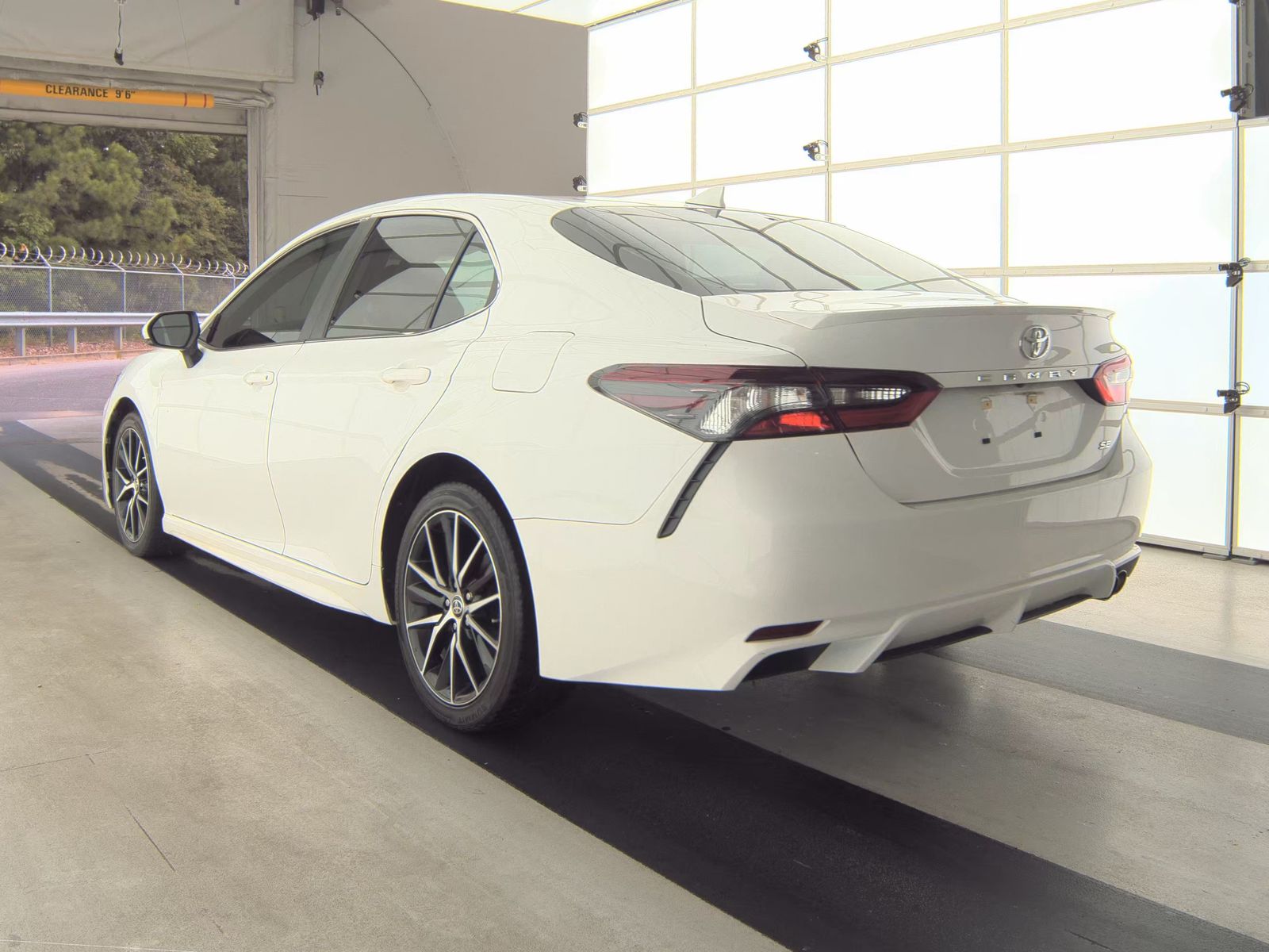 2023 Toyota Camry SE FWD