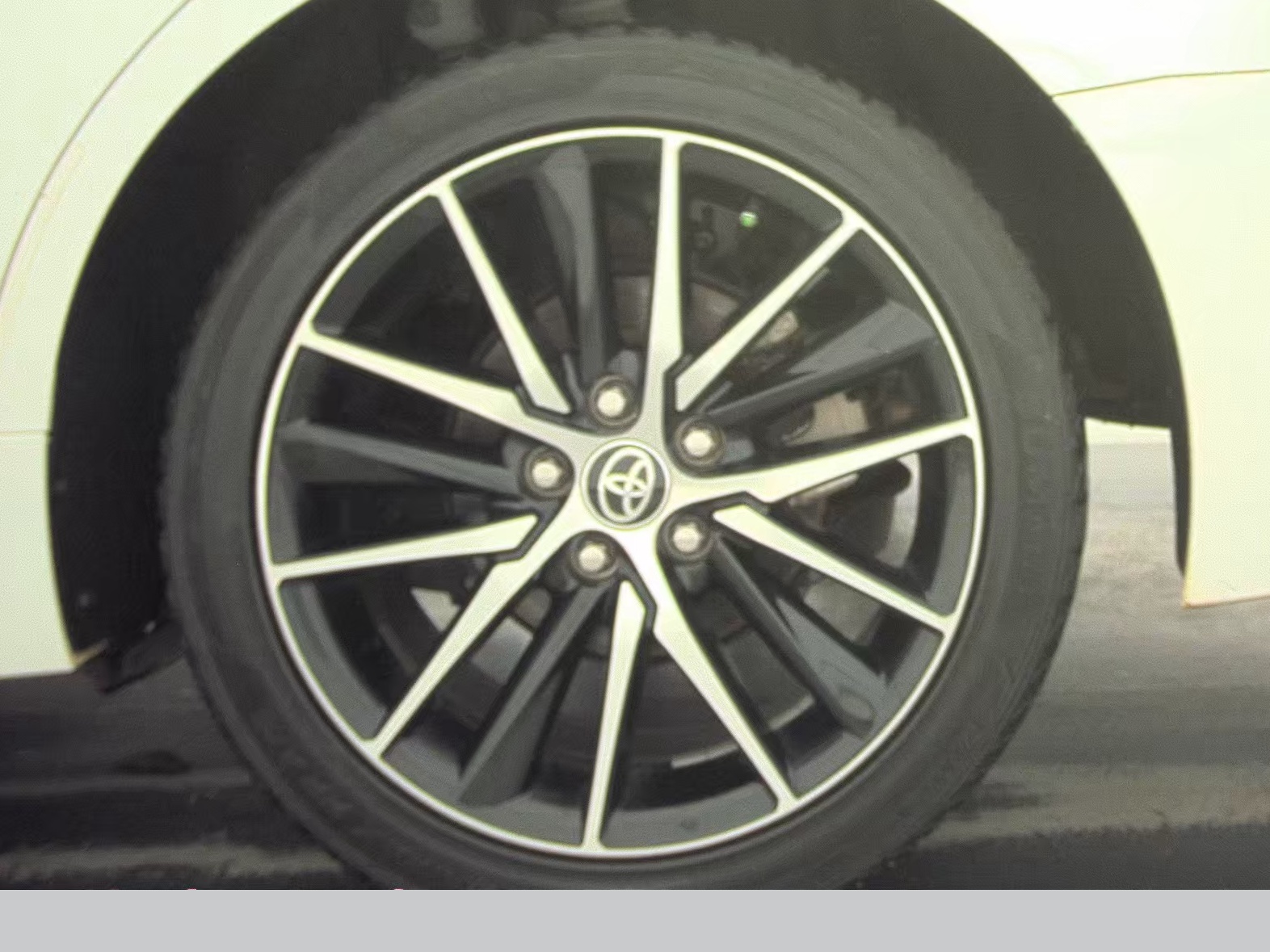 2023 Toyota Camry SE FWD