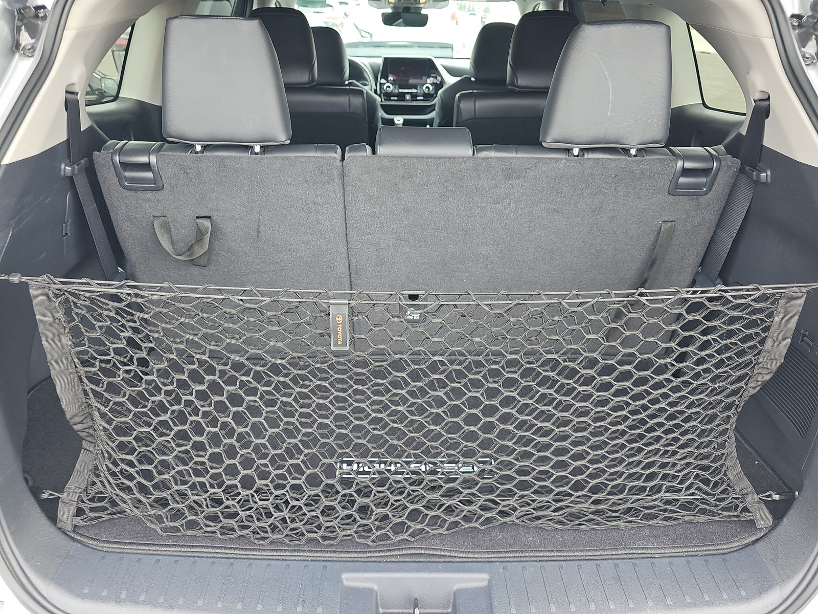 2023 Toyota Highlander XLE FWD