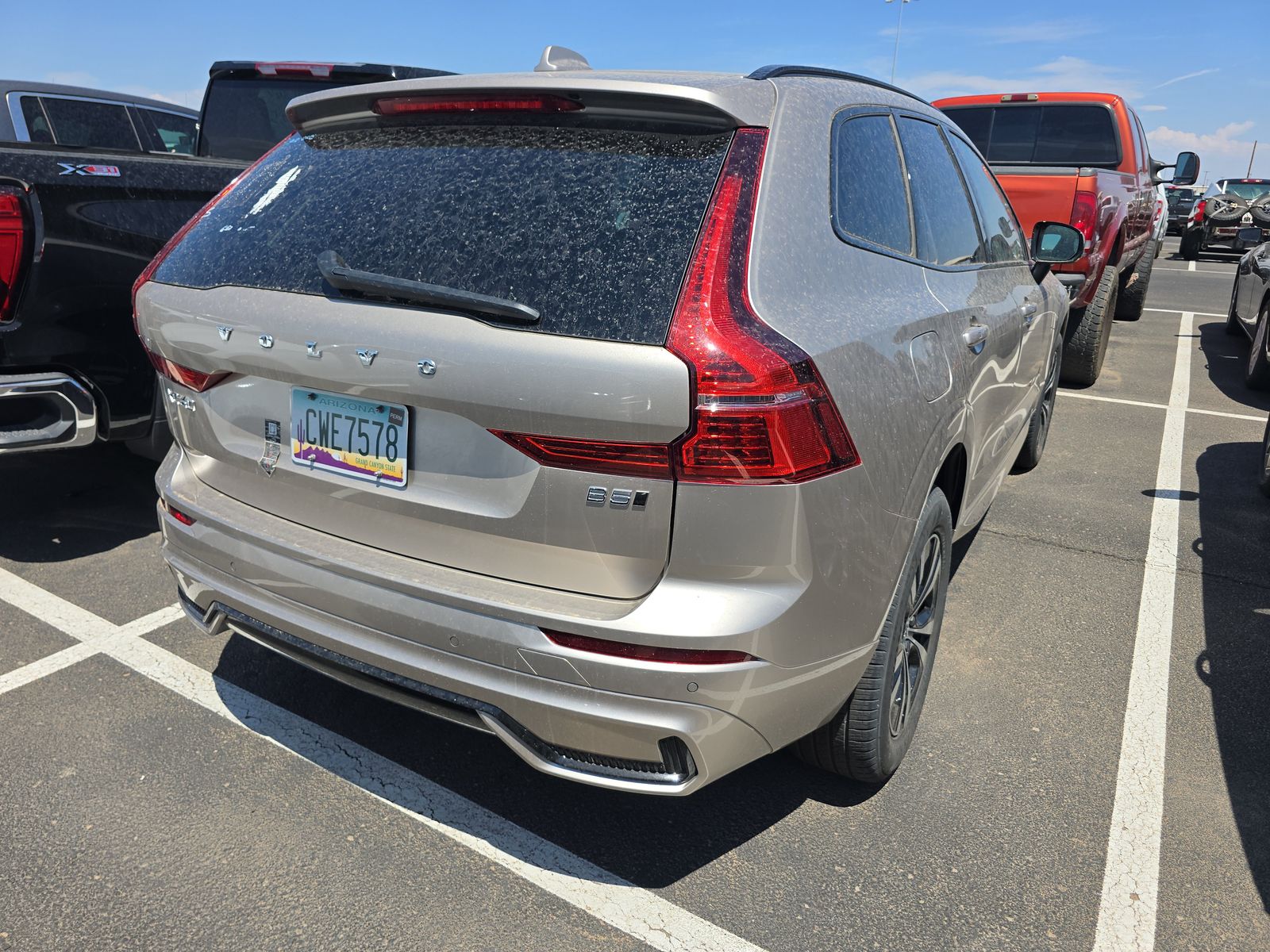 2025 Volvo XC60 B5 Core AWD