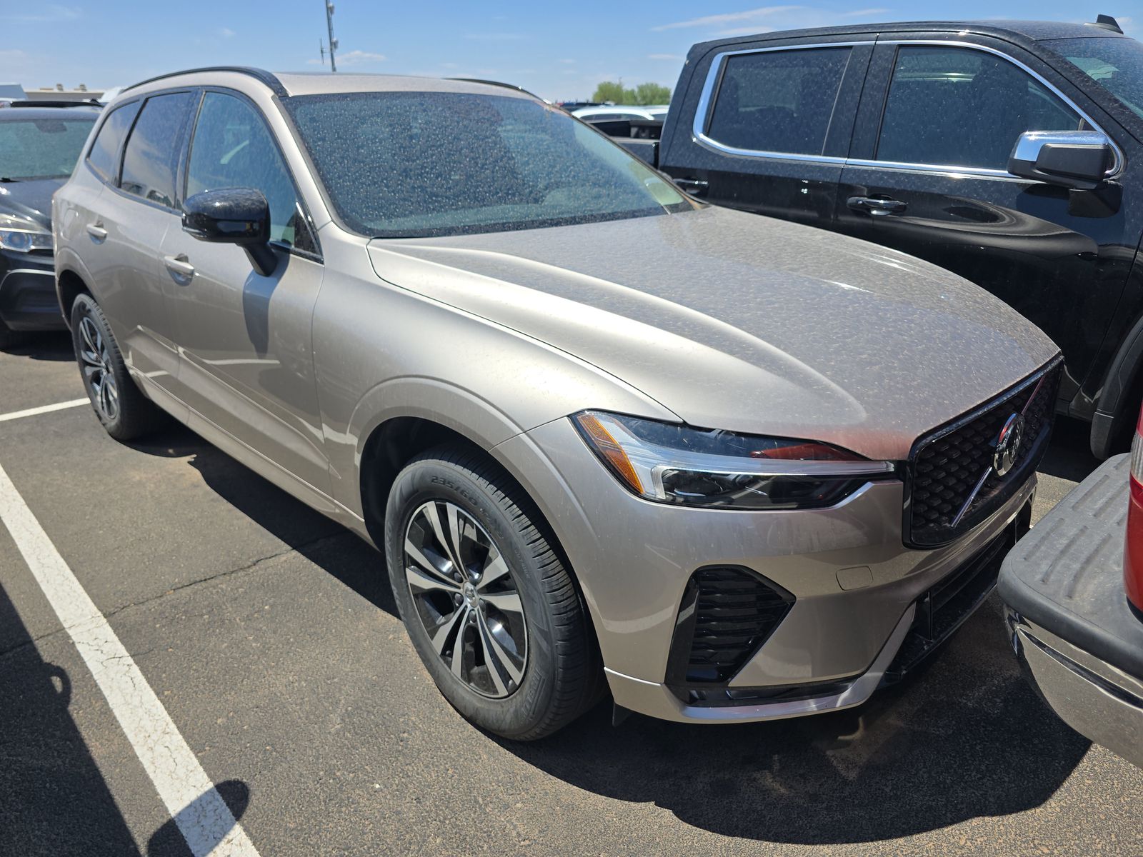 2025 Volvo XC60 B5 Core AWD