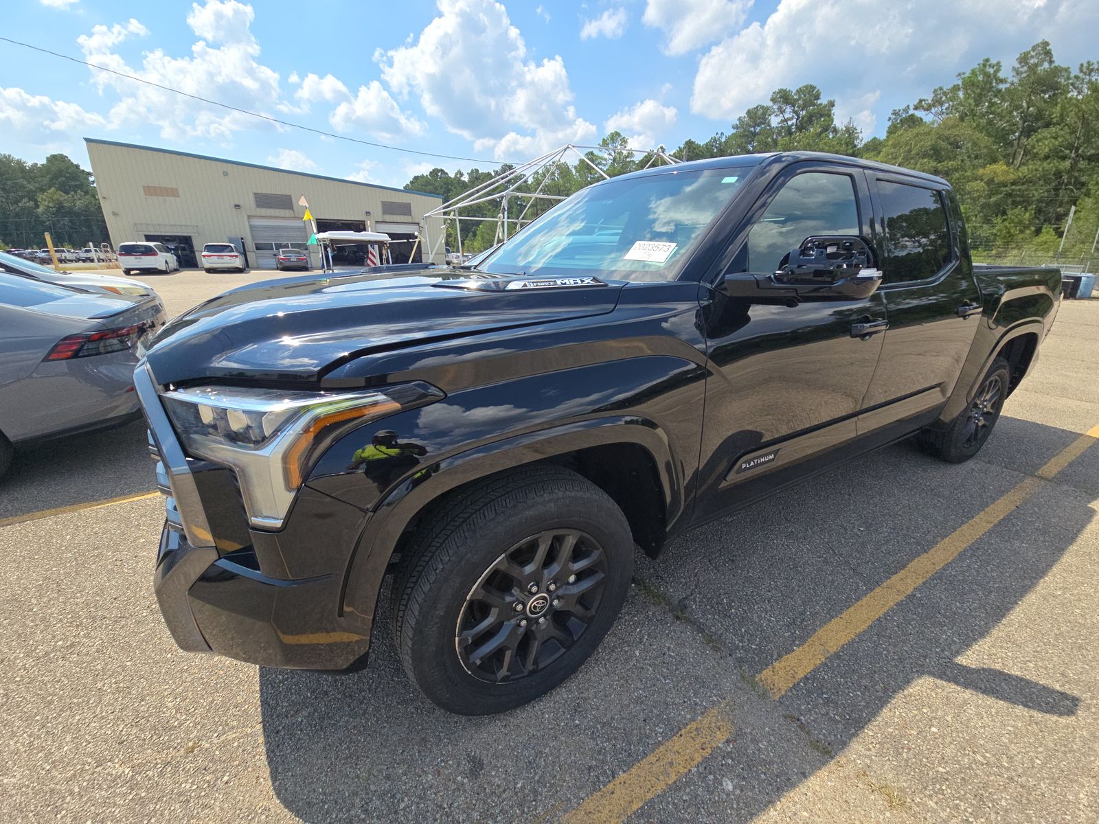 2023 Toyota Tundra Hybrid Platinum AWD