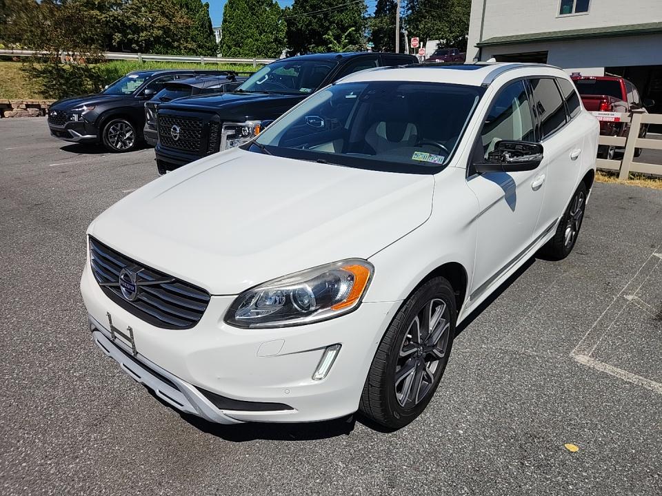 2017 Volvo XC60 T6 Dynamic AWD