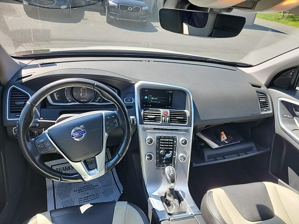 2017 Volvo XC60 T6 Dynamic AWD
