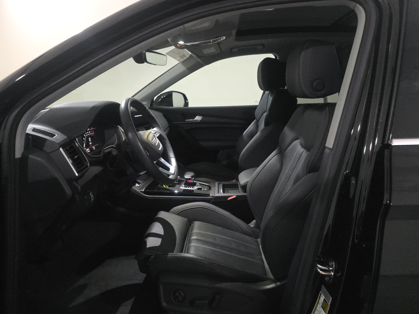 2022 Audi Q5 S line Premium Plus AWD