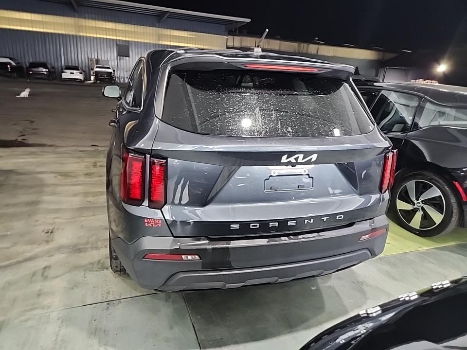 2022 Kia Sorento LX FWD