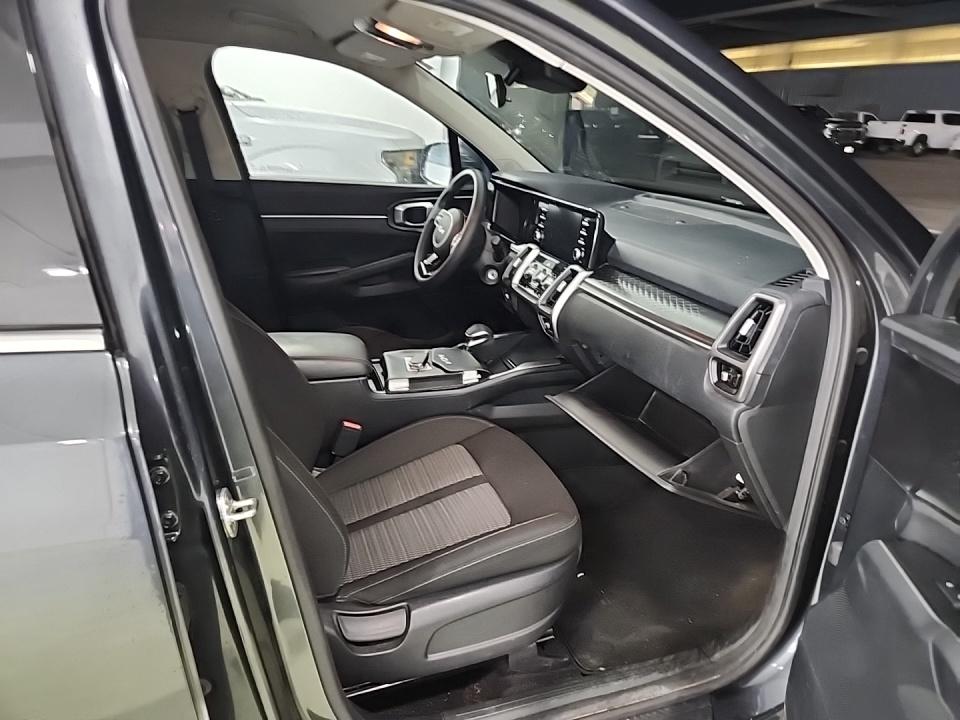 2022 Kia Sorento LX FWD