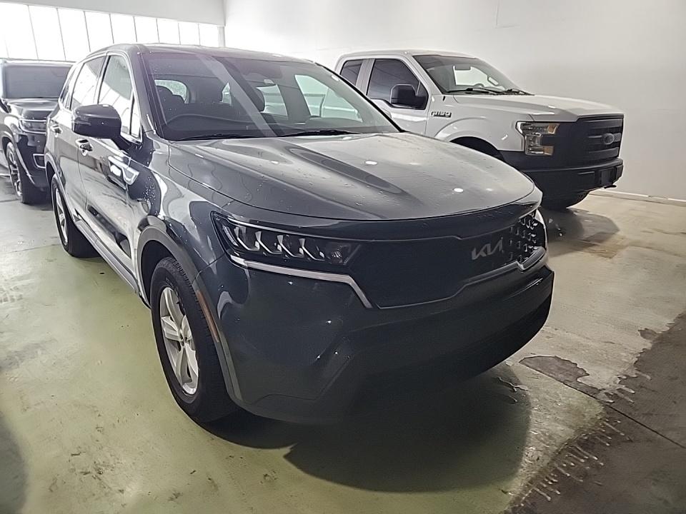 2022 Kia Sorento LX FWD