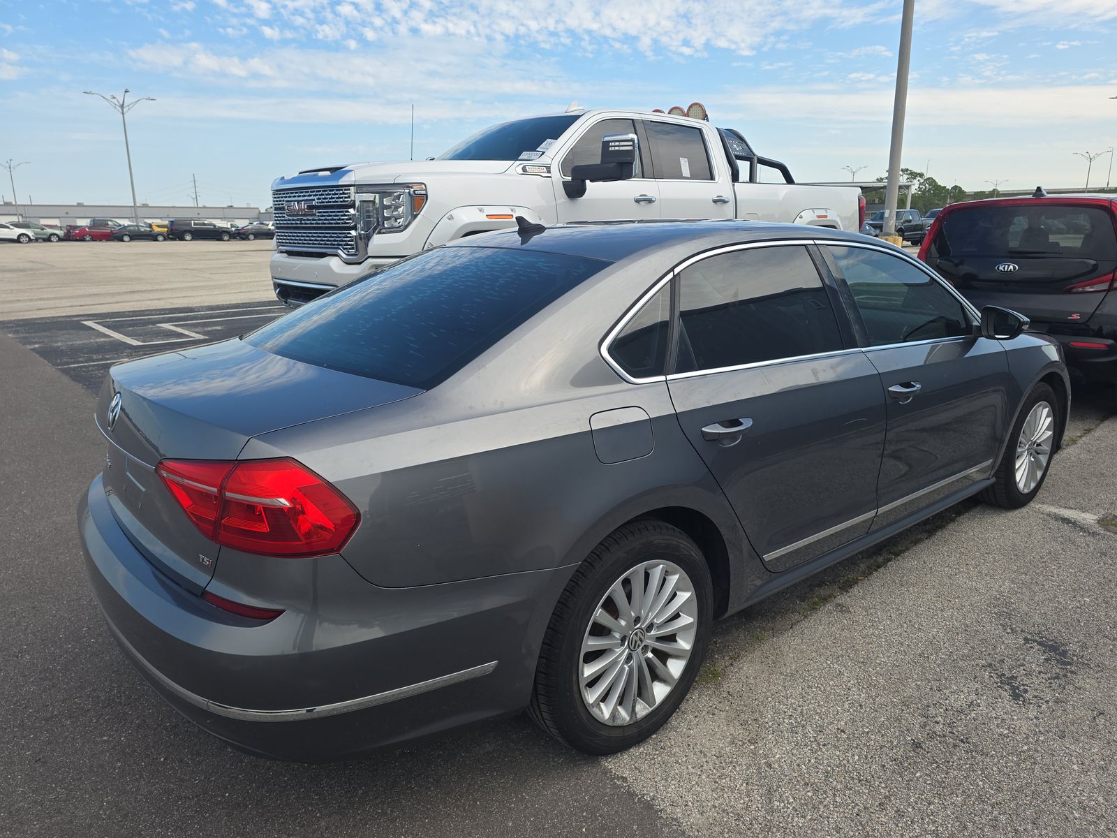 2016 Volkswagen Passat 1.8T SE FWD