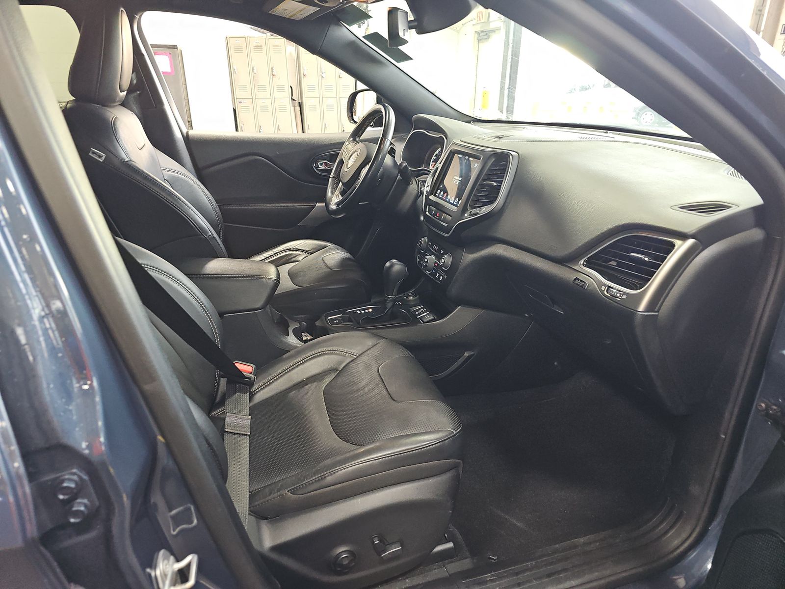 2021 Jeep Cherokee Latitude Lux 80th Anniversary AWD