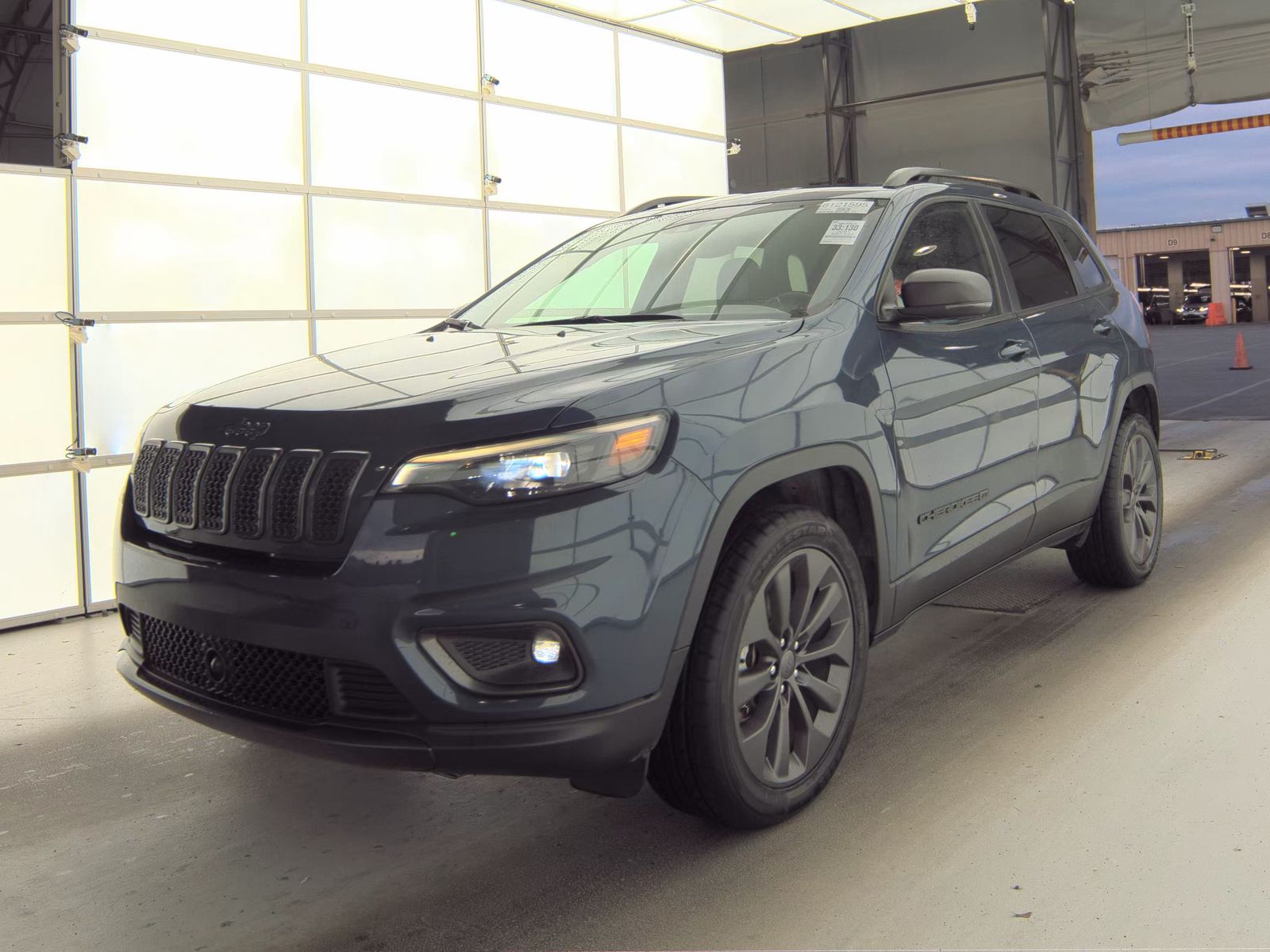 2021 Jeep Cherokee Latitude Lux 80th Anniversary AWD