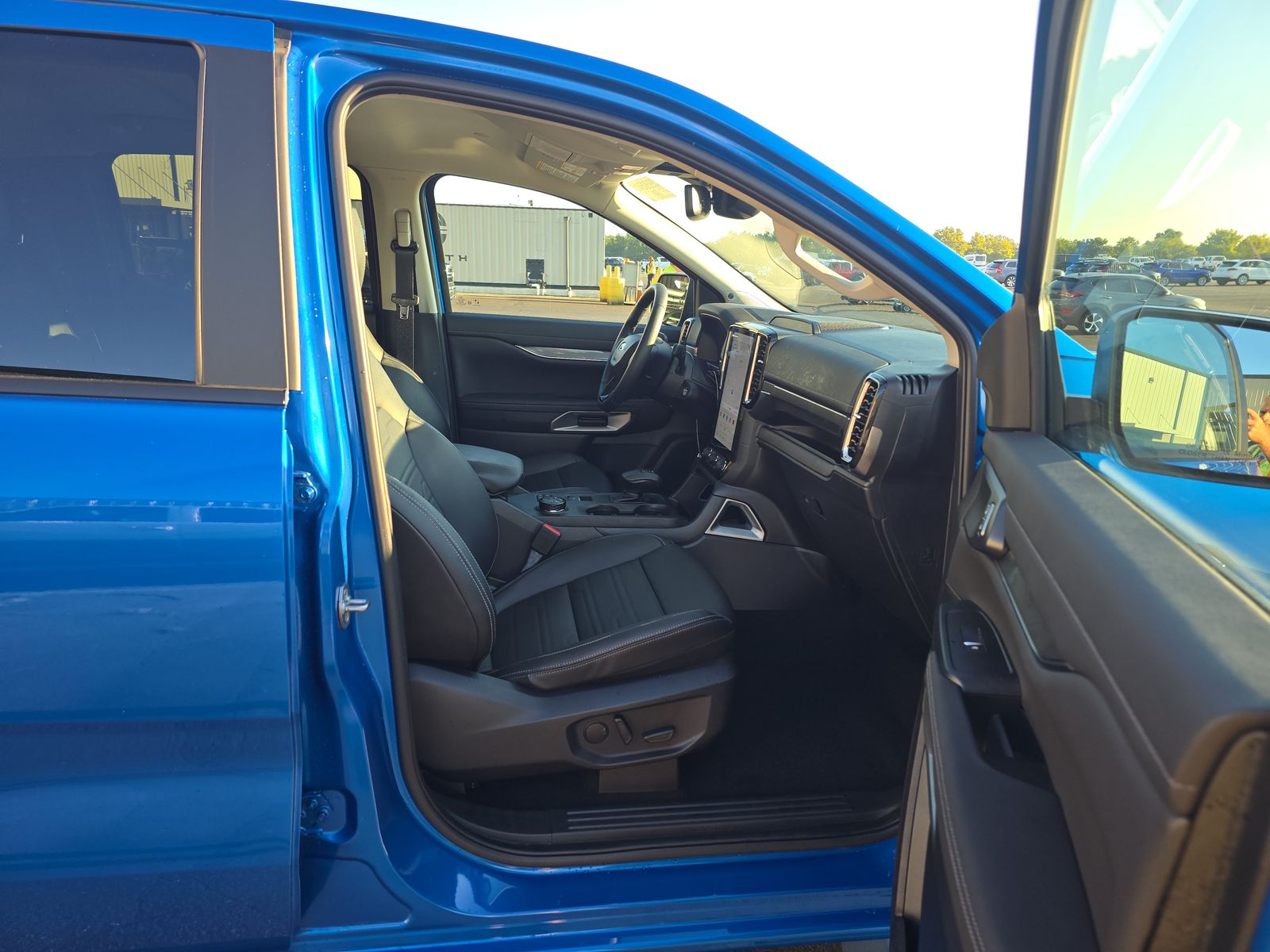 2024 Ford Ranger LARIAT AWD
