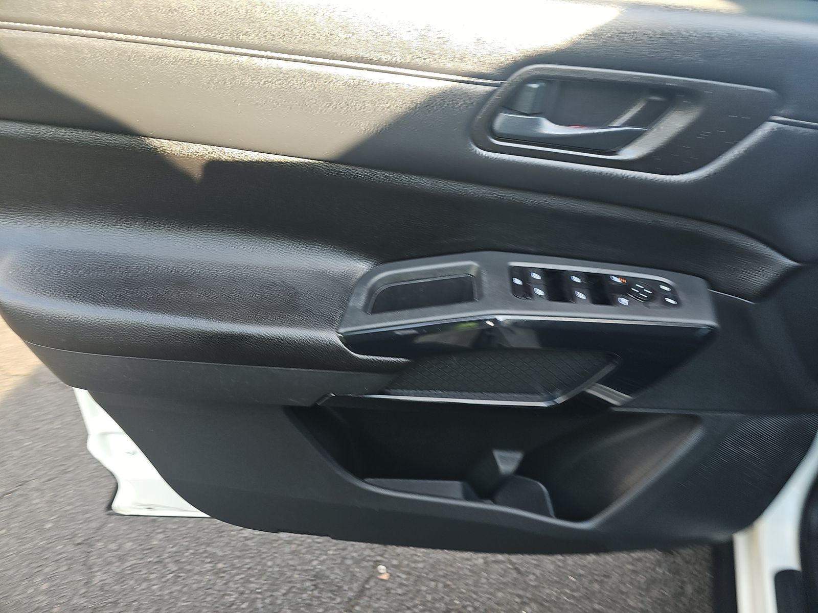 2024 Nissan Pathfinder SV AWD