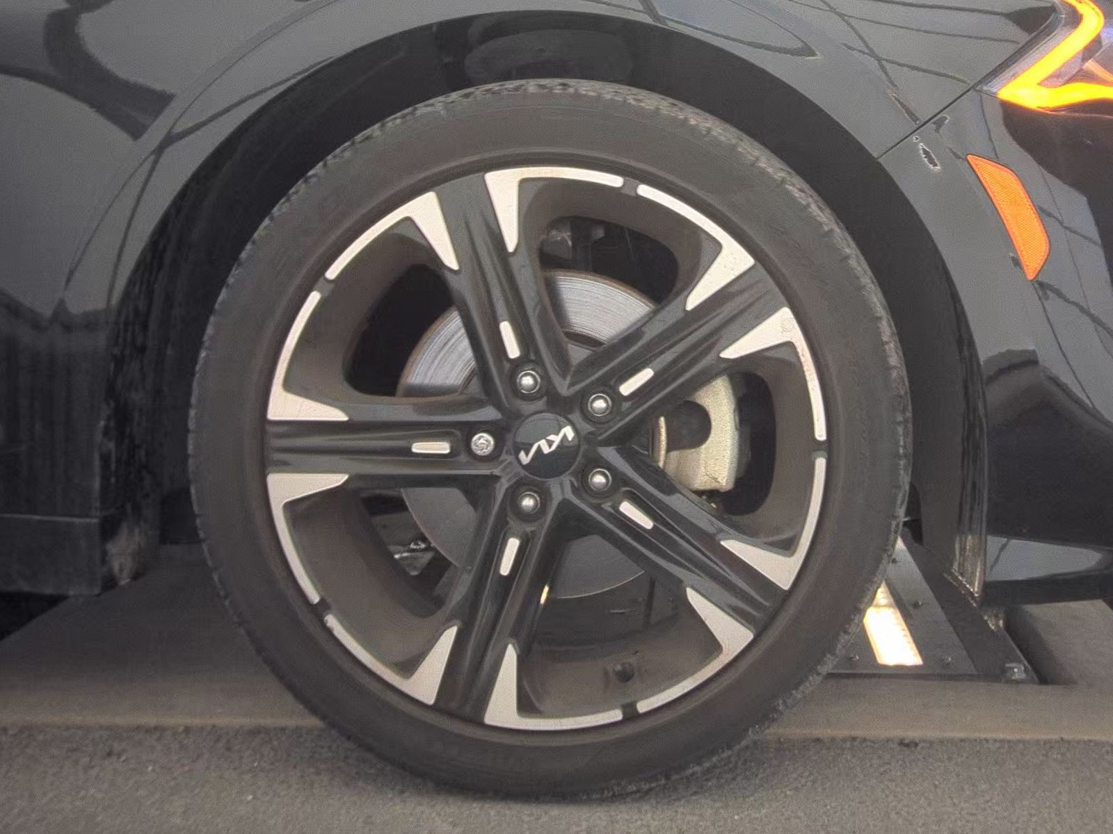 2023 Kia K5 GT-Line FWD