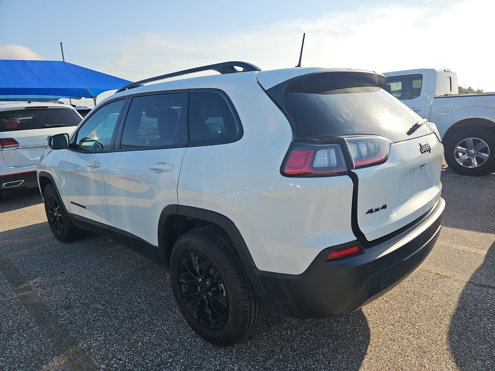 2023 Jeep Cherokee Altitude Lux AWD
