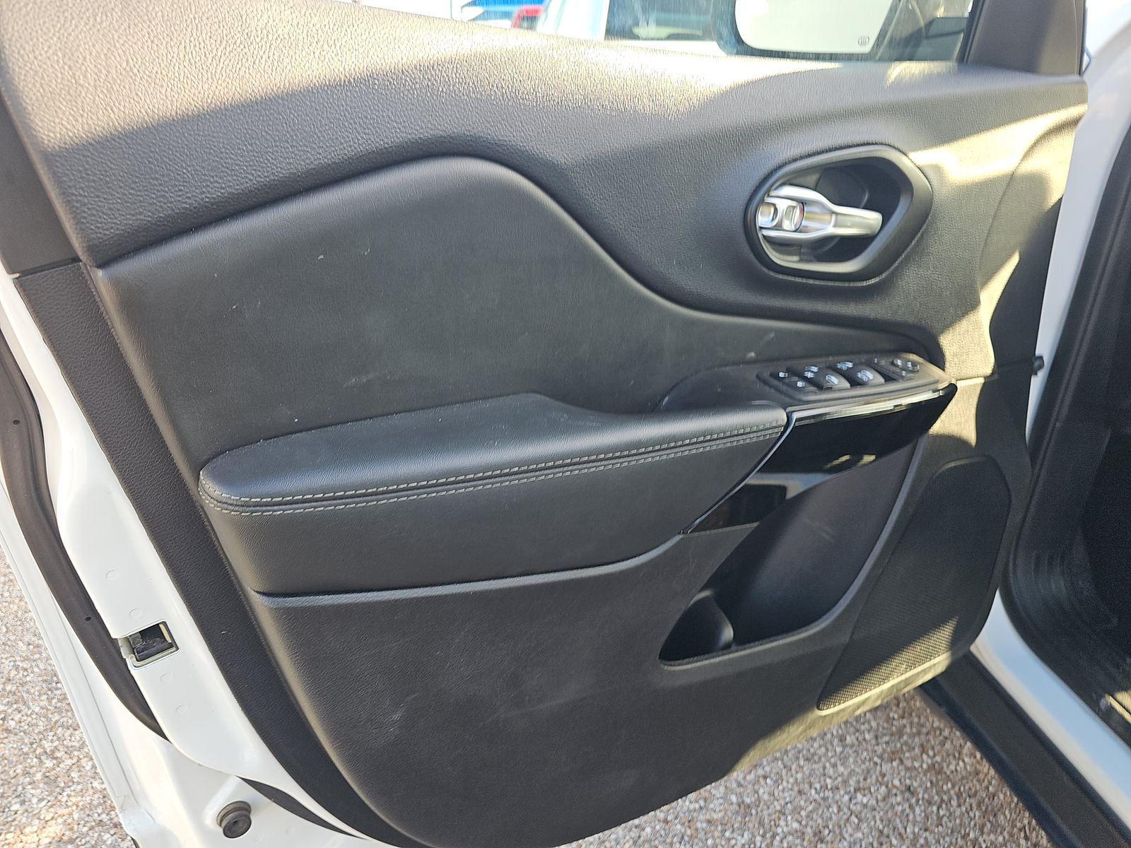 2023 Jeep Cherokee Altitude Lux AWD