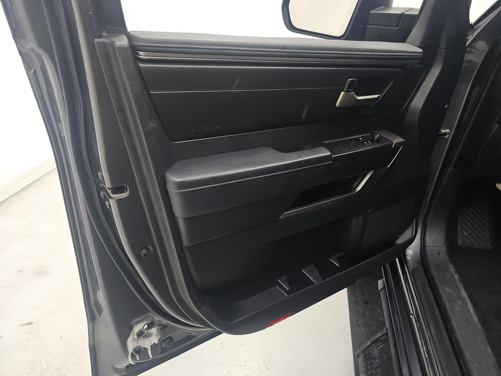 2023 Toyota Tundra SR5 AWD