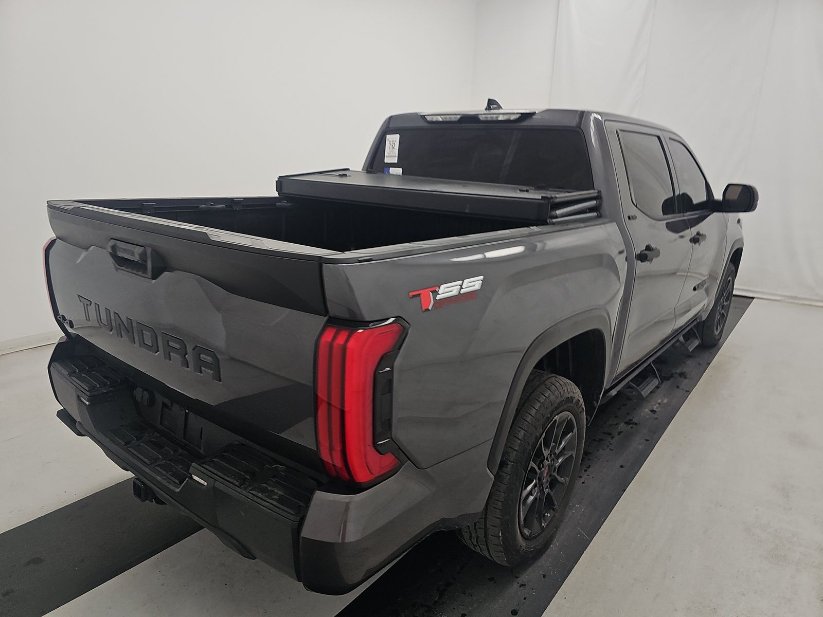 2023 Toyota Tundra SR5 AWD