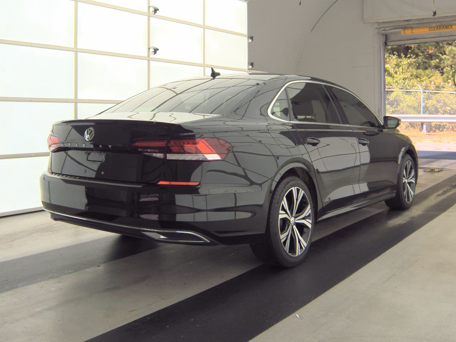 2021 Volkswagen Passat 2.0T SE FWD