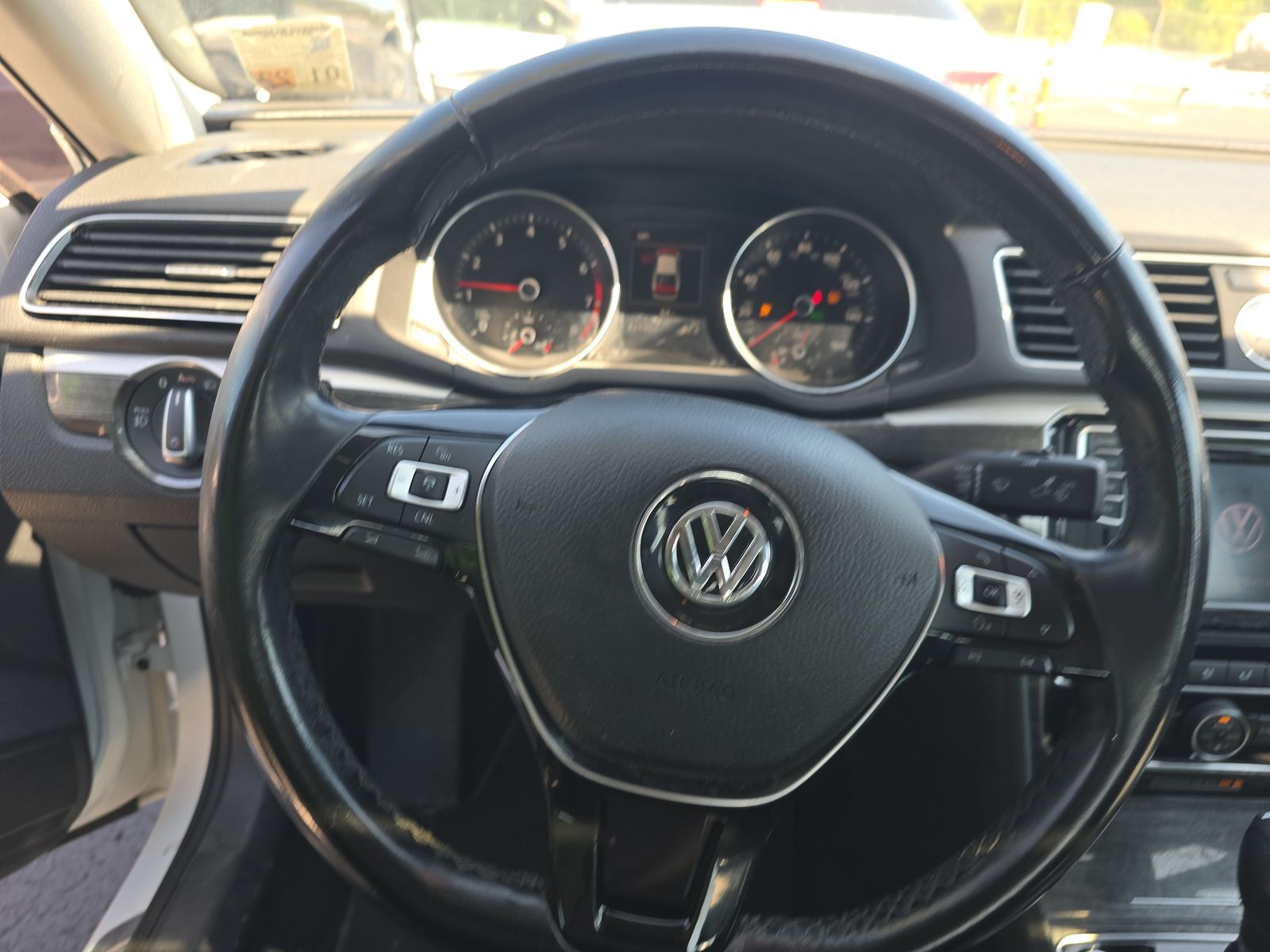 2017 Volkswagen Passat 1.8T SE FWD