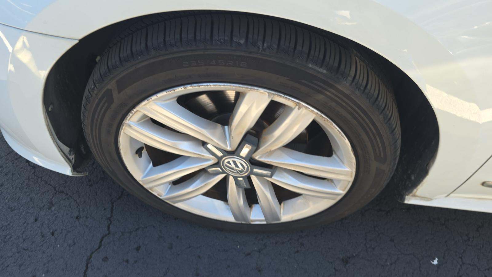 2017 Volkswagen Passat 1.8T SE FWD