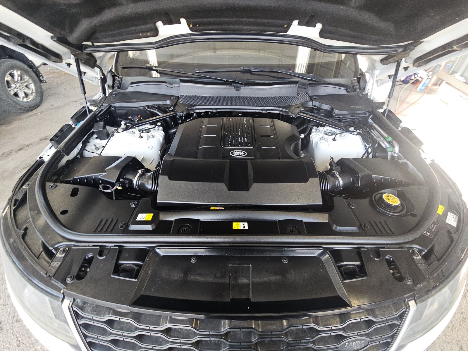 2018 Land Rover Range Rover Sport SE AWD