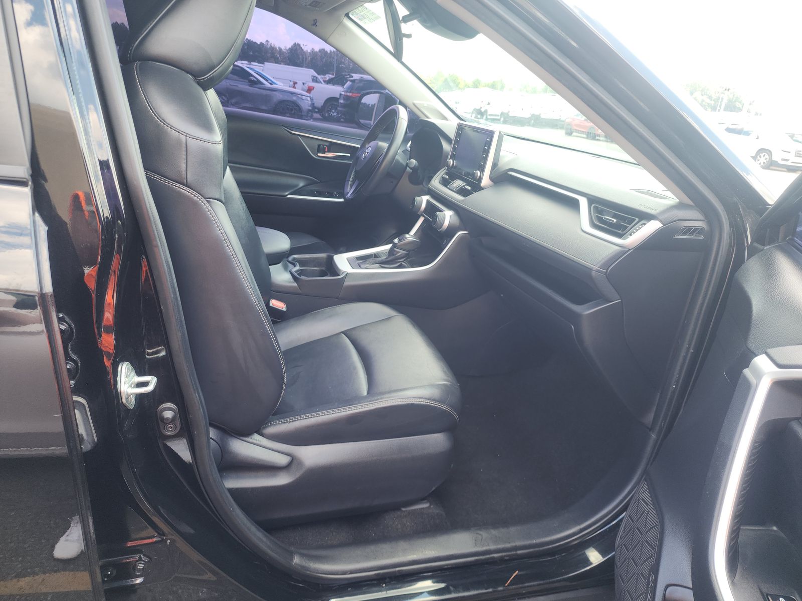 2020 Toyota RAV4 XLE Premium FWD