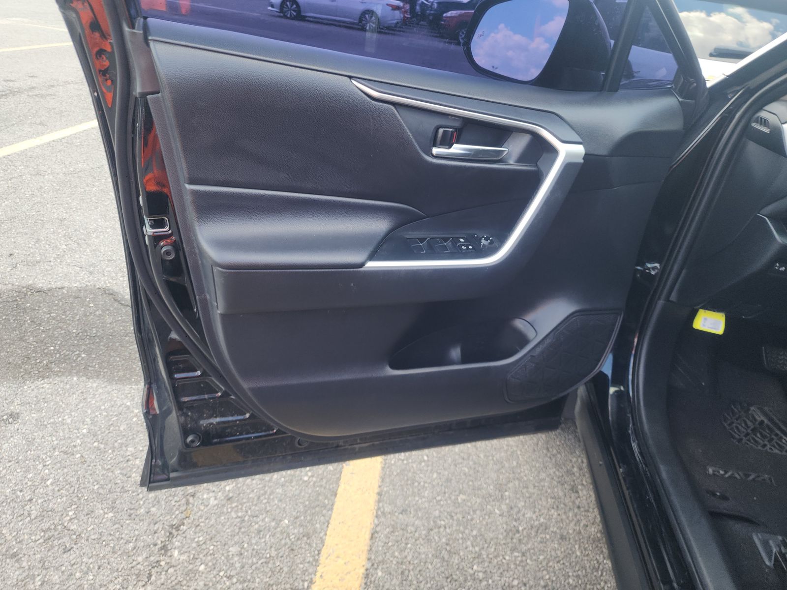 2020 Toyota RAV4 XLE Premium FWD